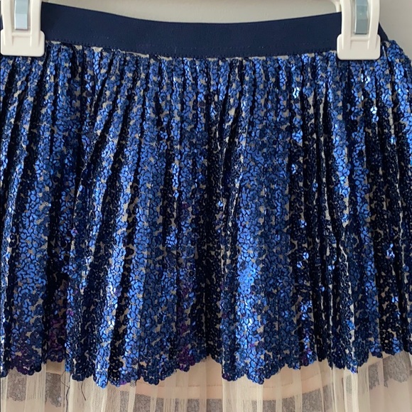 Girl skirt - Picture 2 of 3